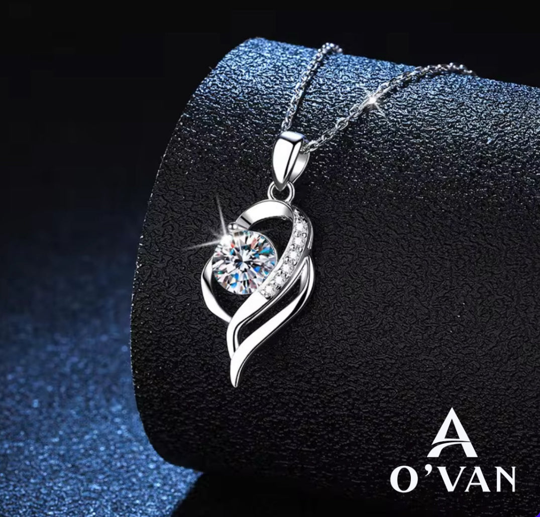 Ladies 0.8ct Silver Love Collection Necklace
