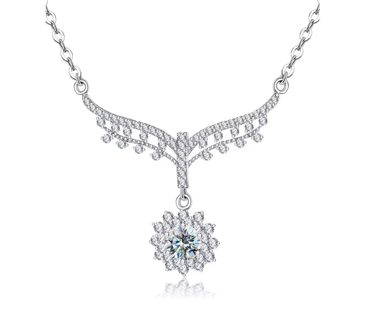 Ladies 0.5ct Silver Moonlit Blossom Necklace