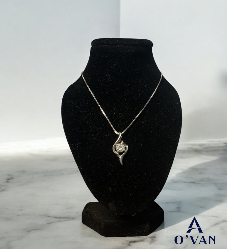 Ladies 0.8ct Silver Love Collection Necklace