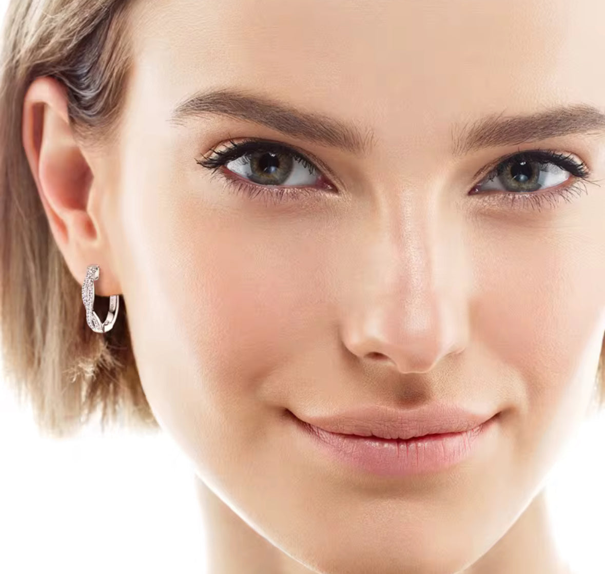 Ladies Elegance Diamond Earrings