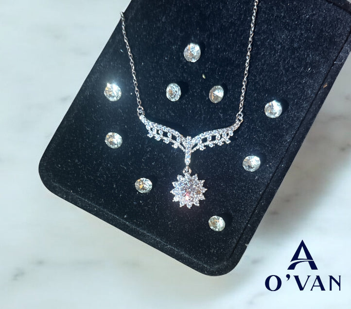 Ladies 0.5ct Silver Moonlit Blossom Necklace