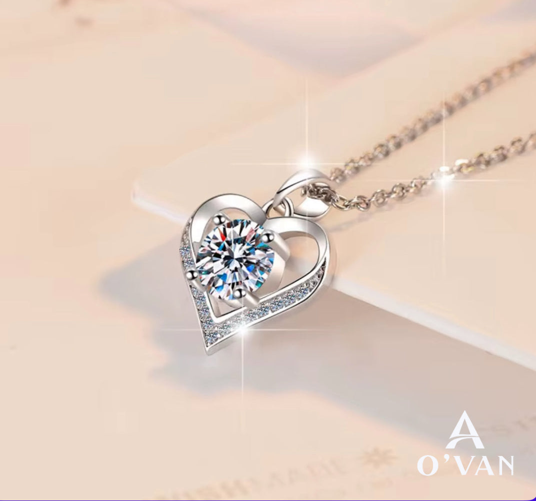 Ladies 0.8ct Silver Love Collection Necklace