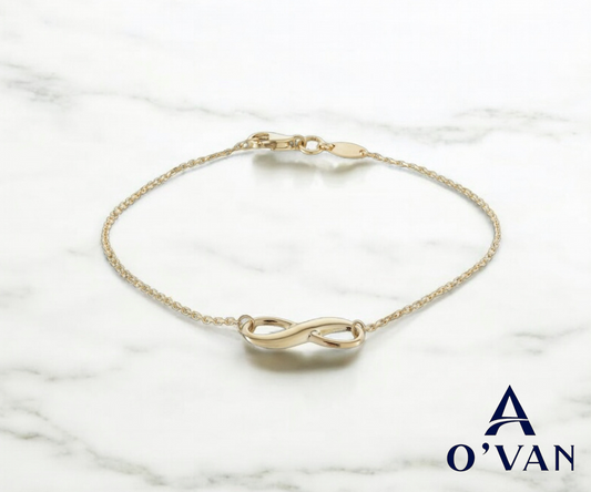 Ladies 9ct Gold Infinity Bracelet